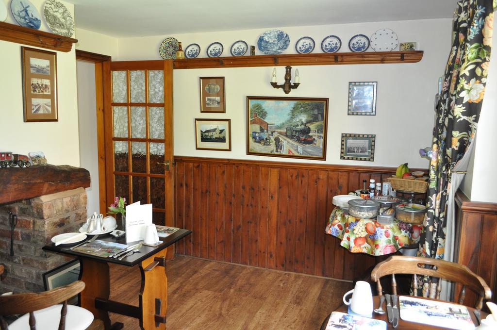 Station Farm Guest House Church Fenton エクステリア 写真