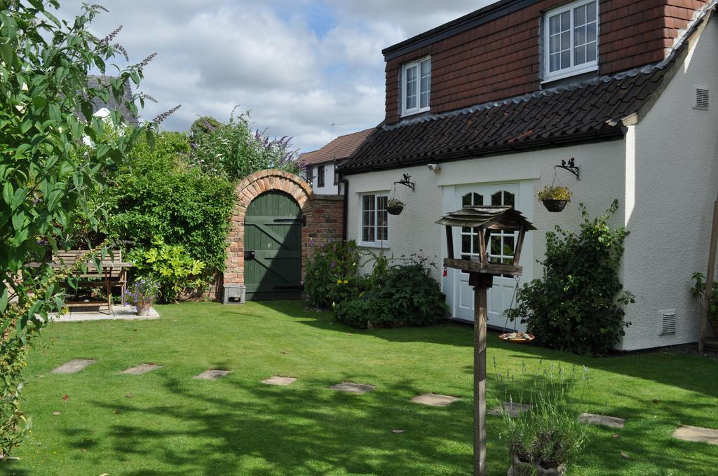 Station Farm Guest House Church Fenton エクステリア 写真